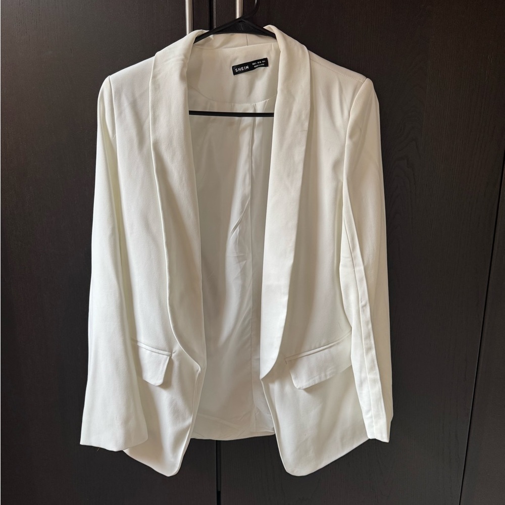SHEIN White Blazer Modern Minimalist Design • S